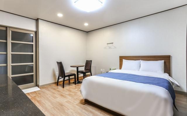 Hyundai Motel Gangneung Exteriör bild